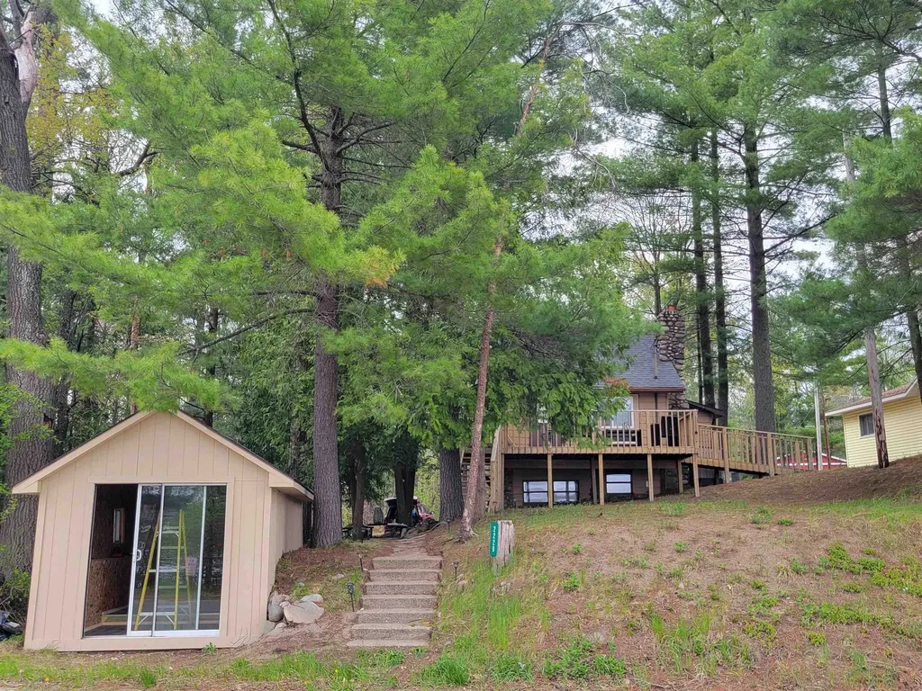 2229 E Townline Lake Road Hayes Township MI 48625