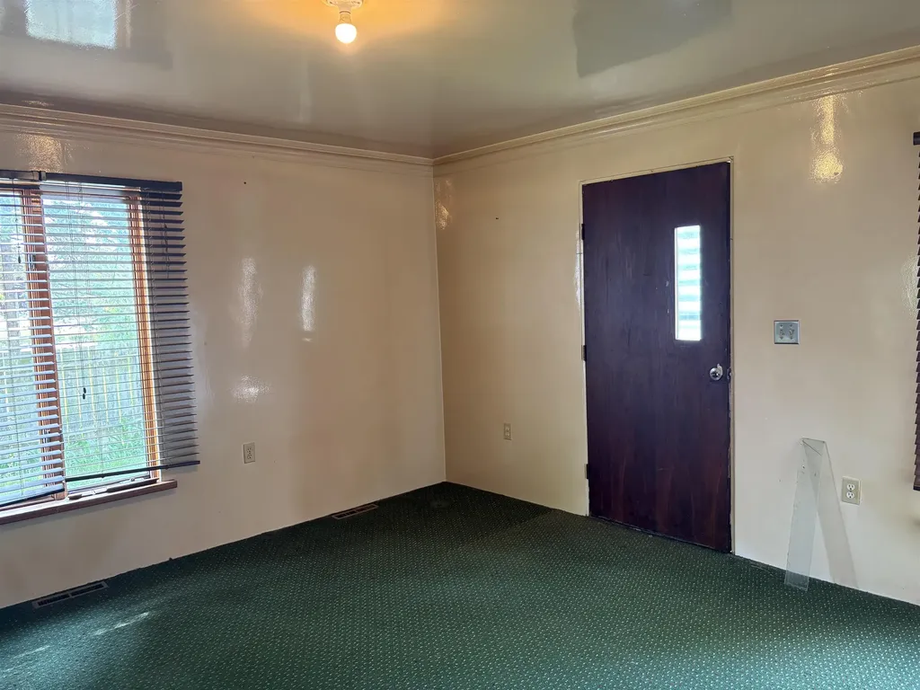 710 Bentley Street Chesaning Village MI 48616