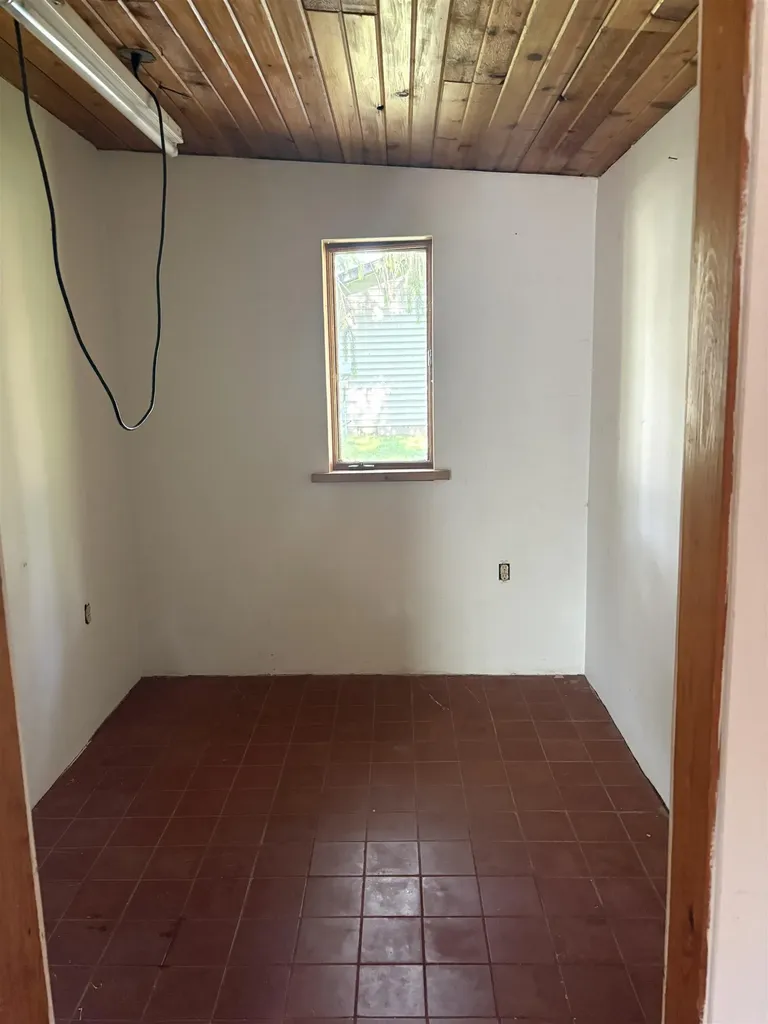 710 Bentley Street Chesaning Village MI 48616