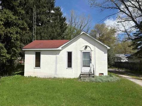 710 Bentley Street Chesaning Village MI 48616