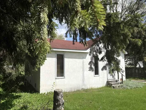 710 Bentley Street Chesaning Village MI 48616