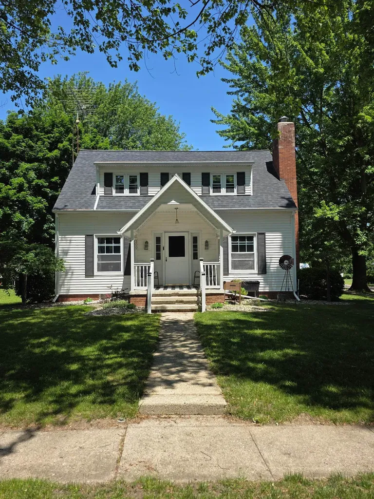 300 Brady Street Chesaning Village MI 48616