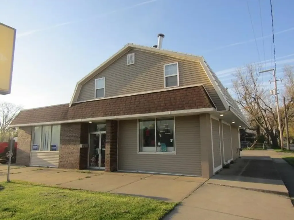 727-731 Main Street Owosso City MI 48867