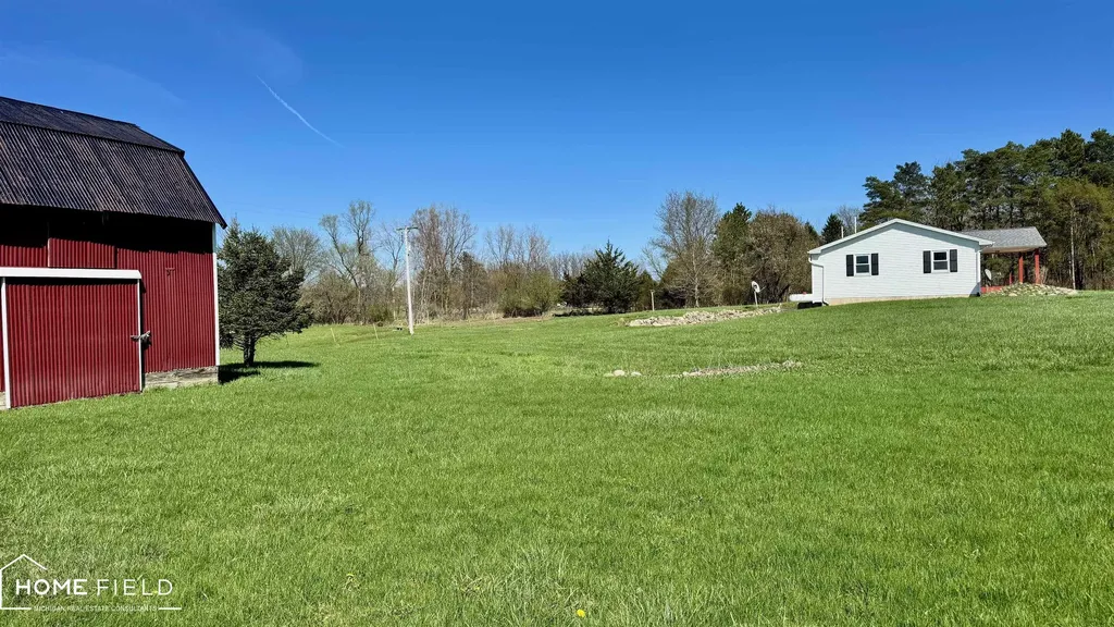 7288 Garrison Road Sciota Township MI 48848