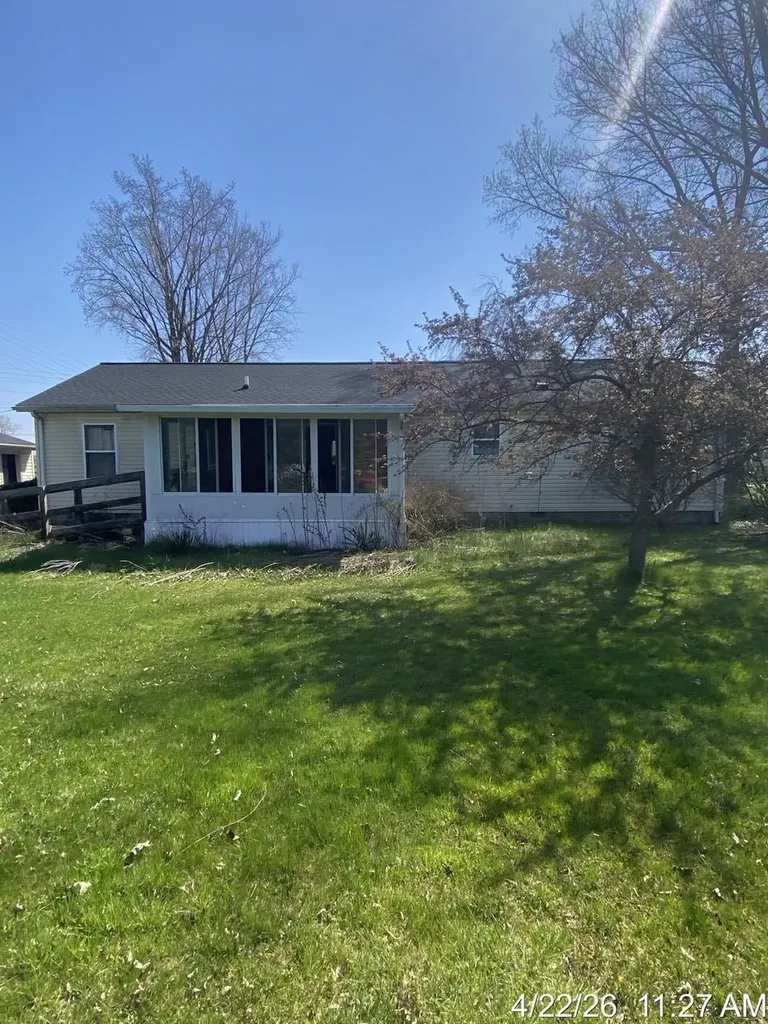 275 S Reed Street Elba Township MI 48806