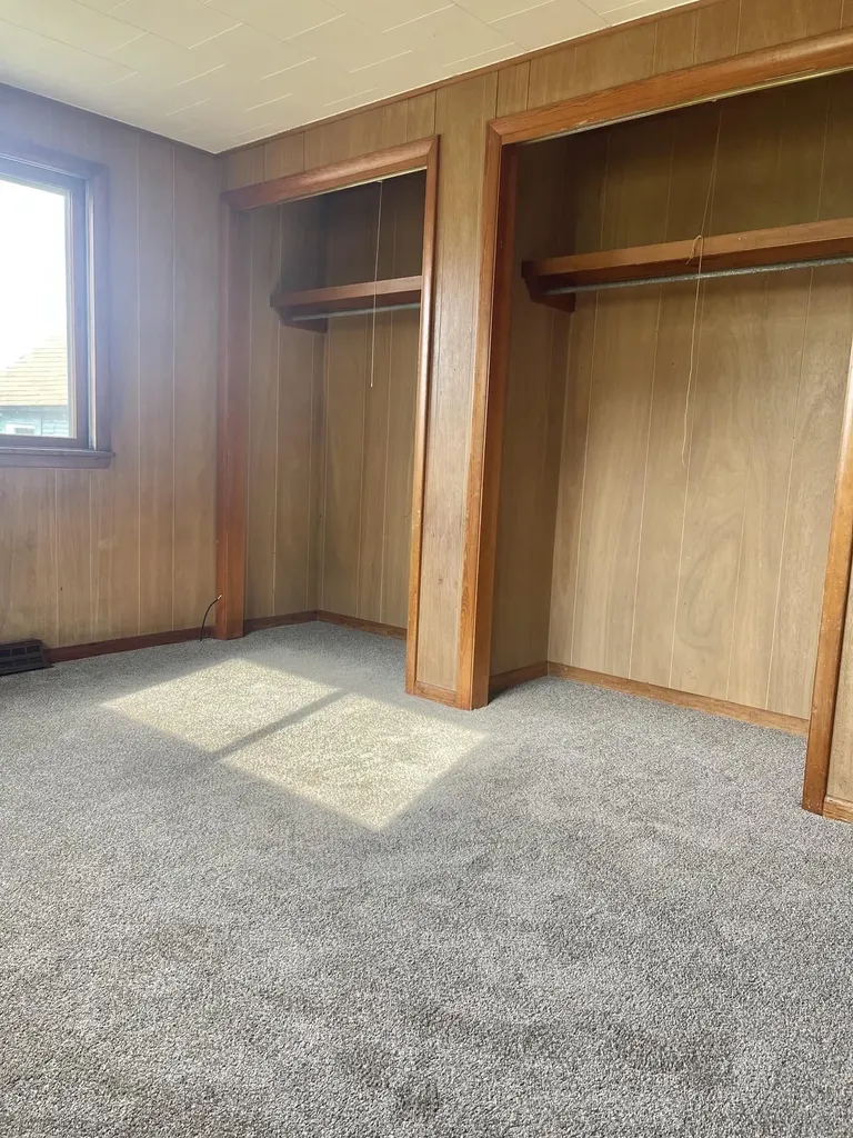 1106 W Main Street Owosso City MI 48867