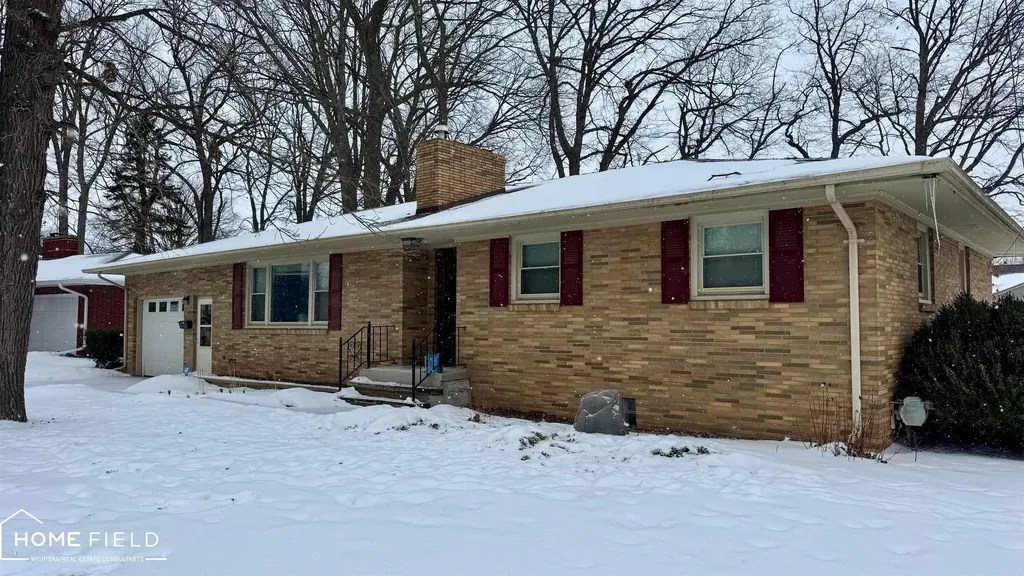1200 N Dewey Street Owosso City MI 48867