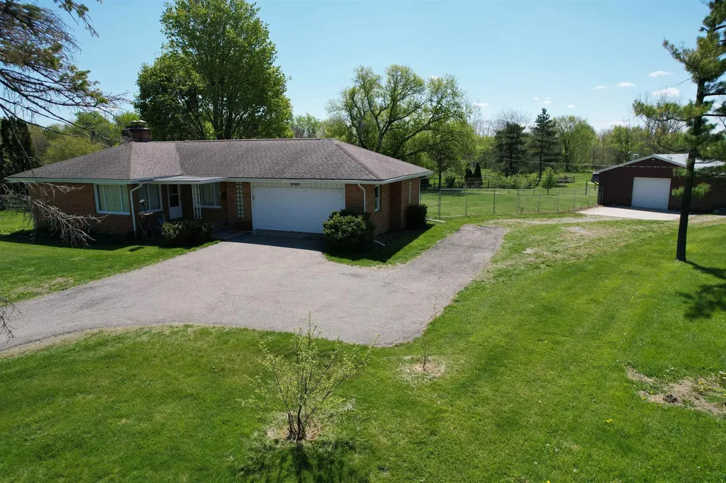 10900 Lansing Road Vernon Township MI 48429