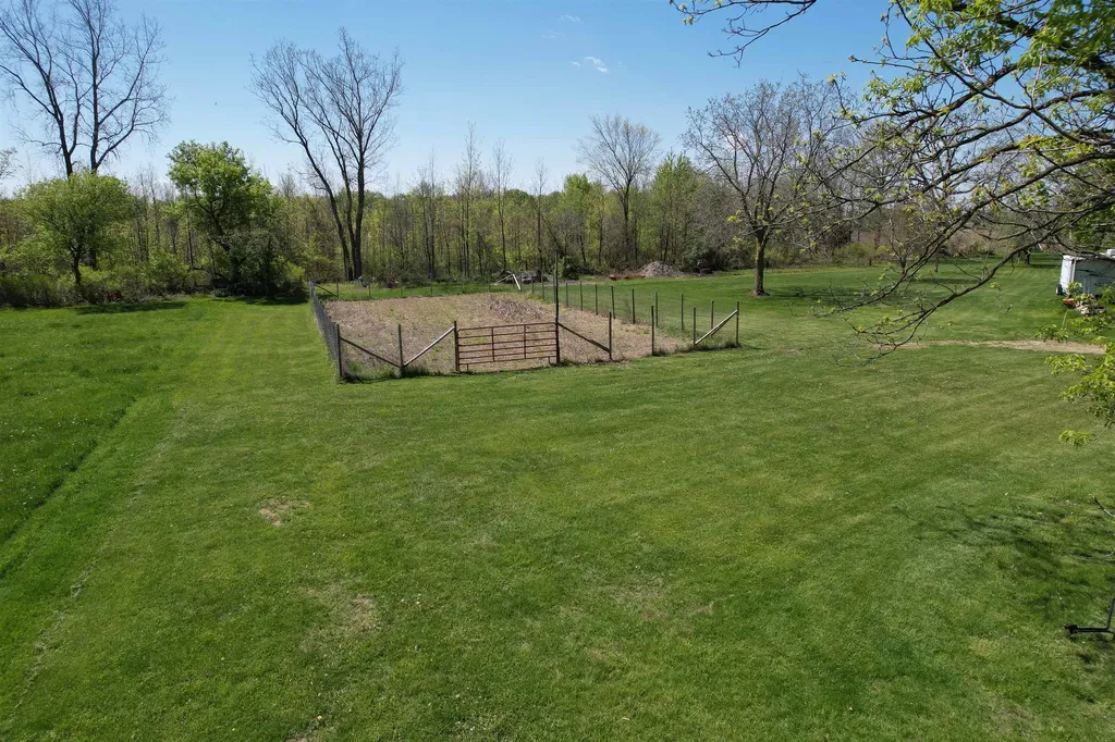 10900 Lansing Road Vernon Township MI 48429