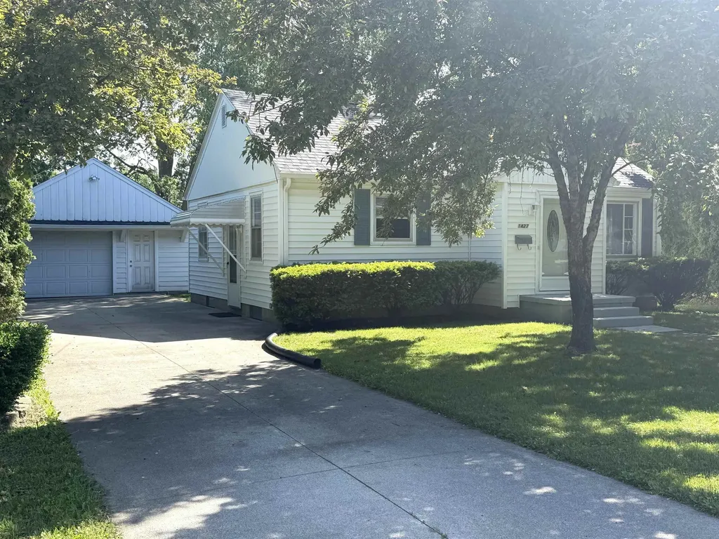 1427 W King Street Owosso City MI 48867