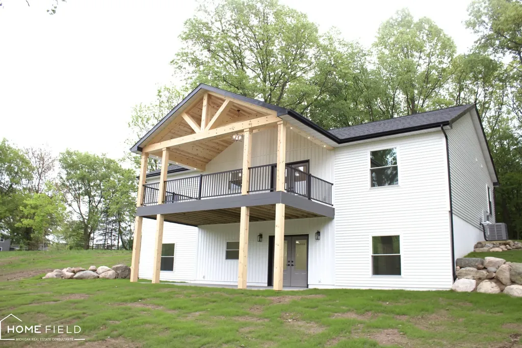 11175 S State Road Antrim Township MI 48857