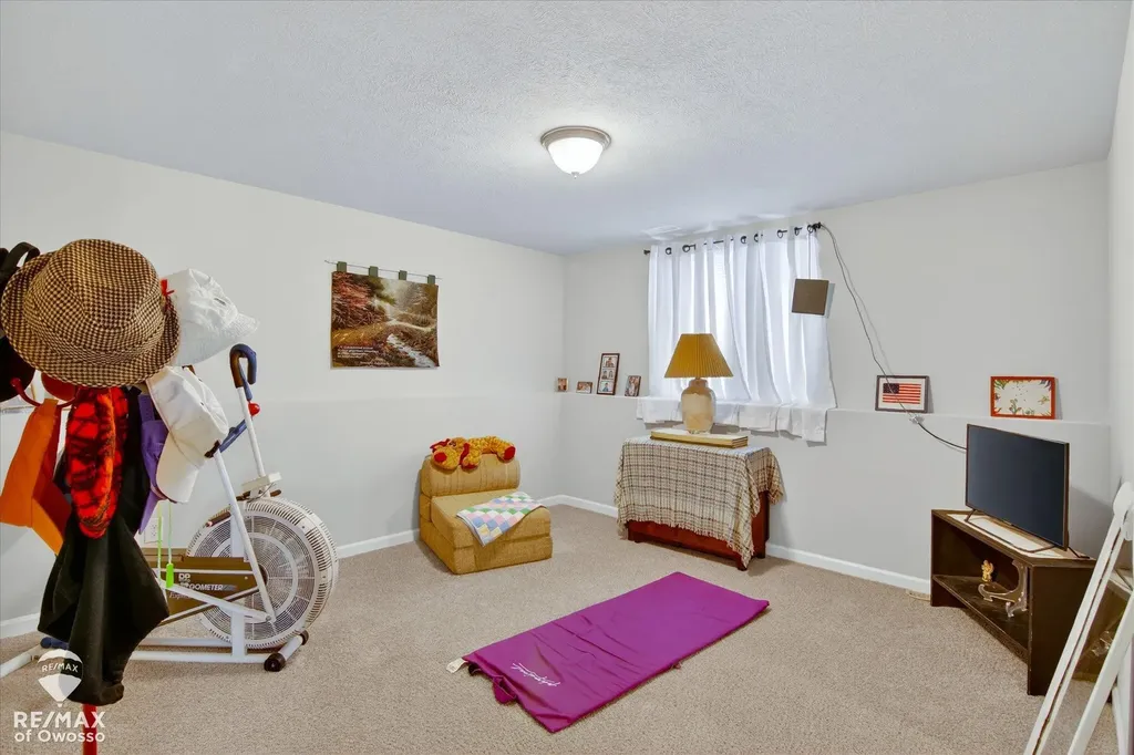 604 Muirfield Drive Eaton Rapids City MI 48827