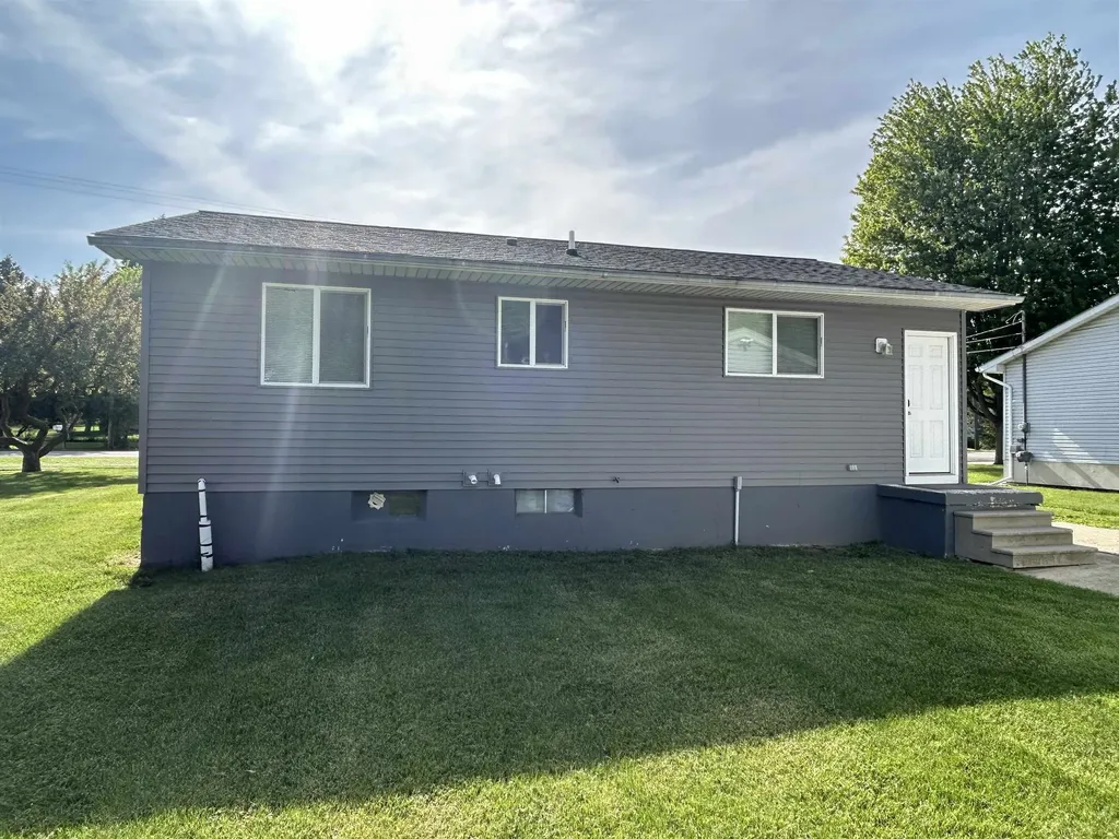 825 S Chestnut Street Owosso City MI 48867