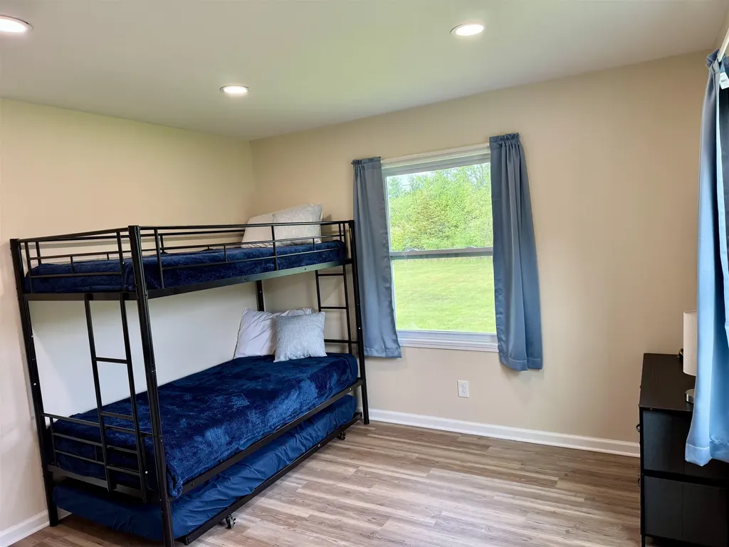 850 Middleton Road Caledonia Charter Township MI 48867