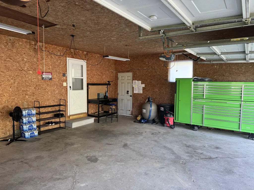 850 Middleton Road Caledonia Charter Township MI 48867