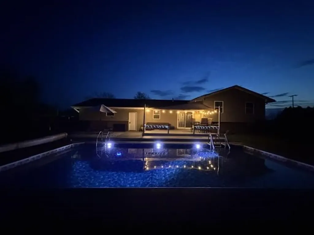 850 Middleton Road Caledonia Charter Township MI 48867