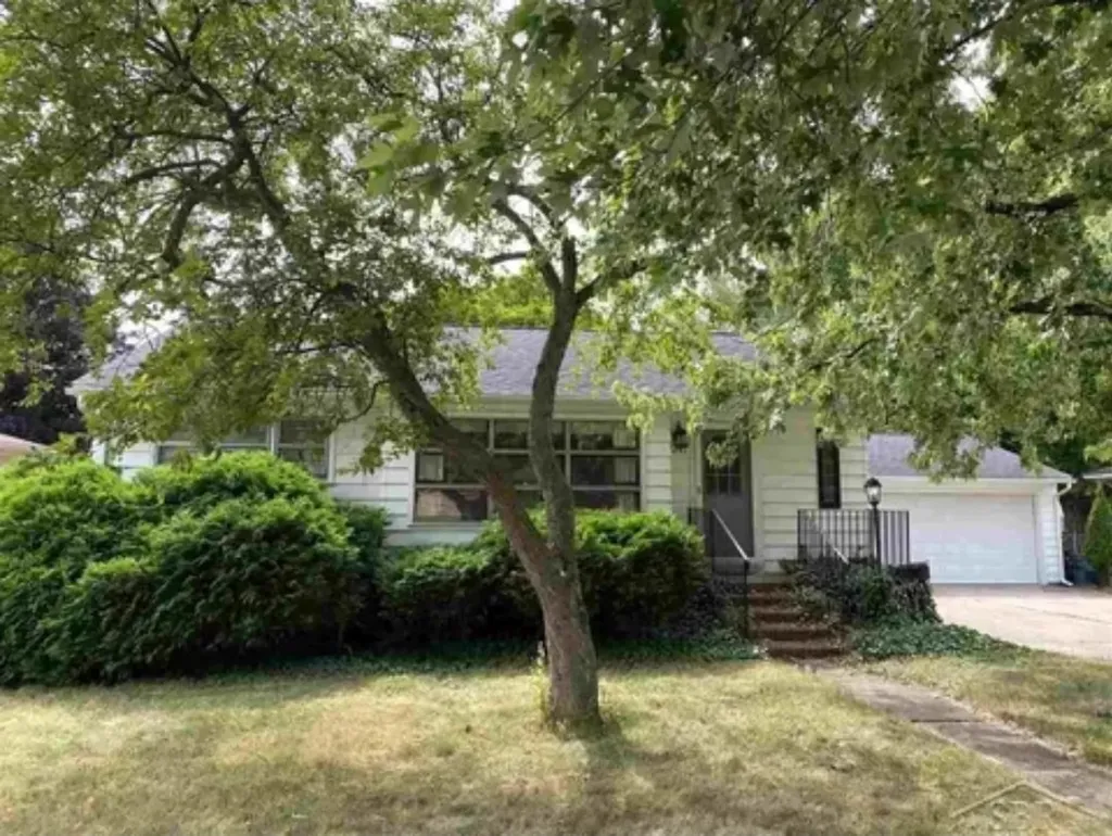 2241 Marshall Court Saginaw City MI 48602