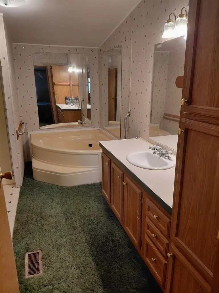 332 N Brooks Street Owosso City MI 48867