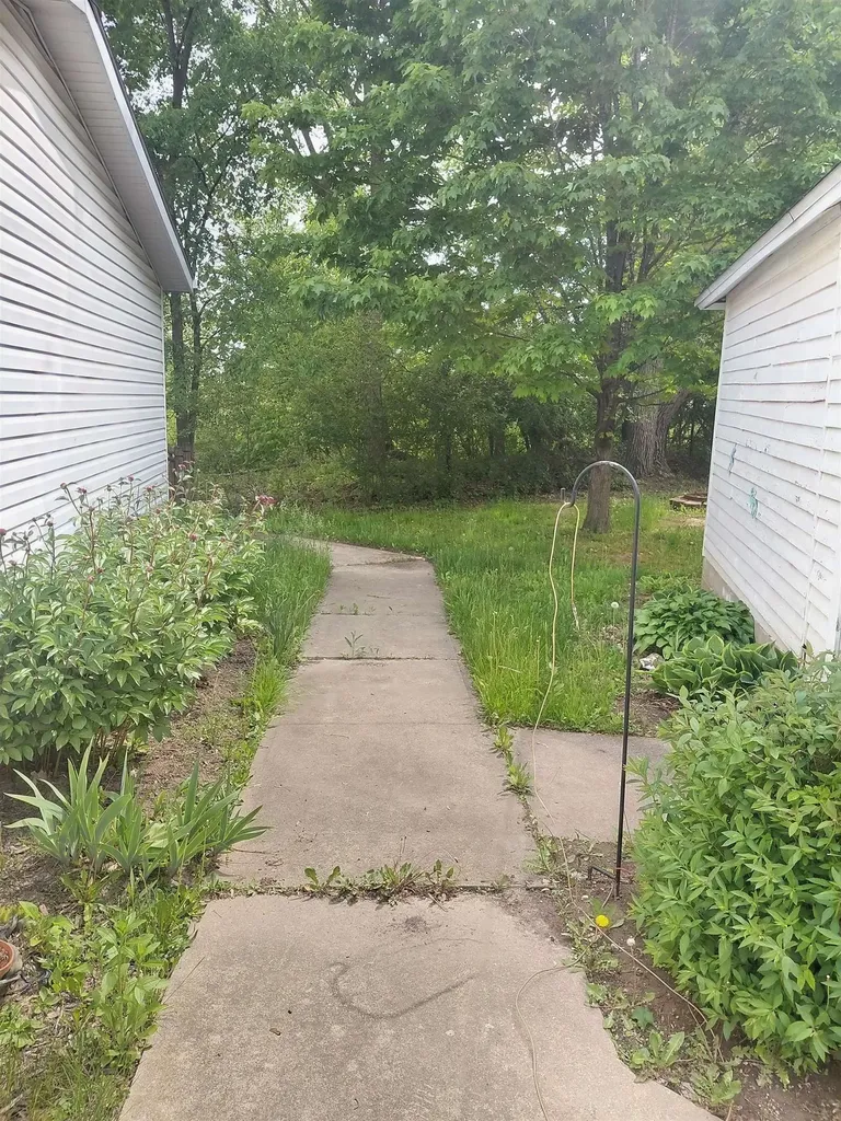 332 N Brooks Street Owosso City MI 48867