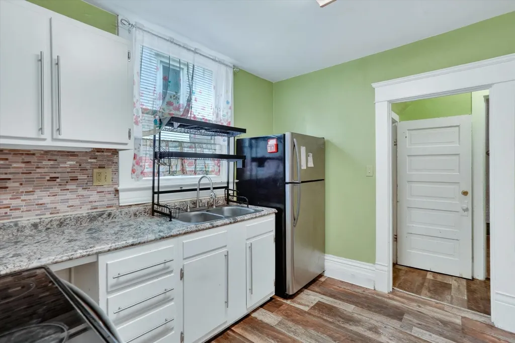 309 W Lapeer Street Lansing City MI 48933