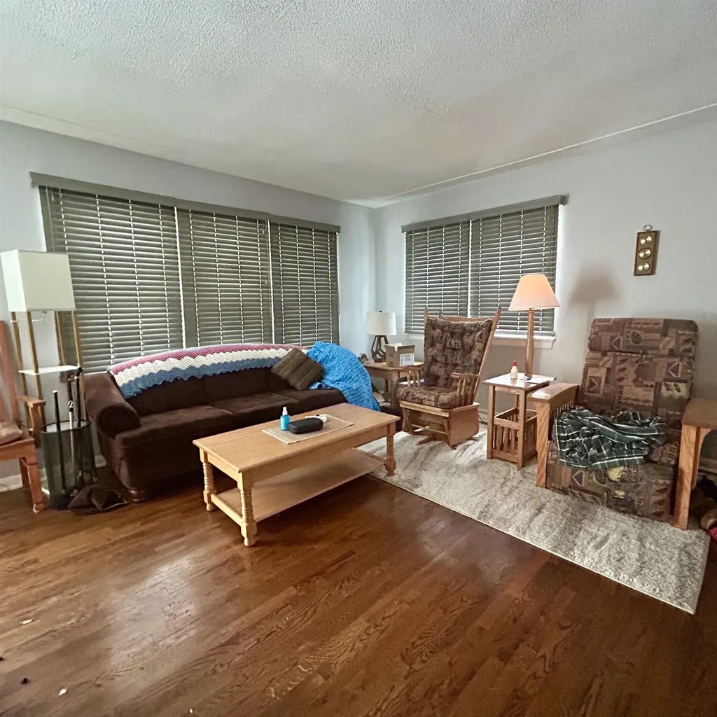 210 Federal Street Midland City MI 48642