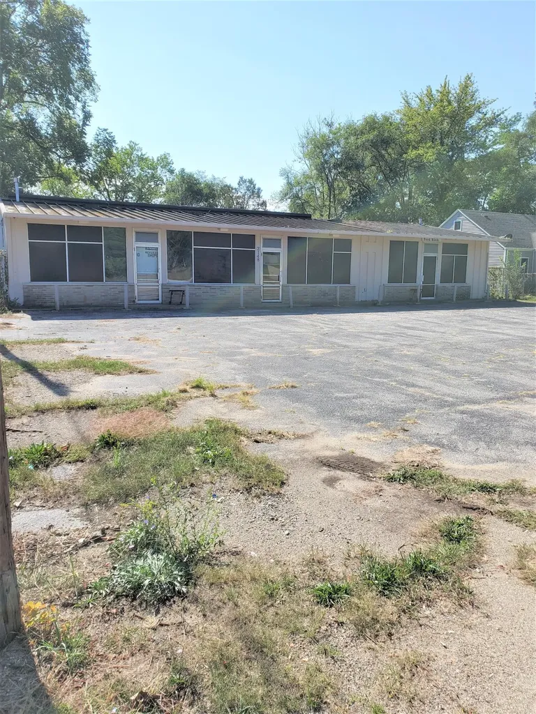 2148 Red Arrow Highway Benton Charter Township MI 49022