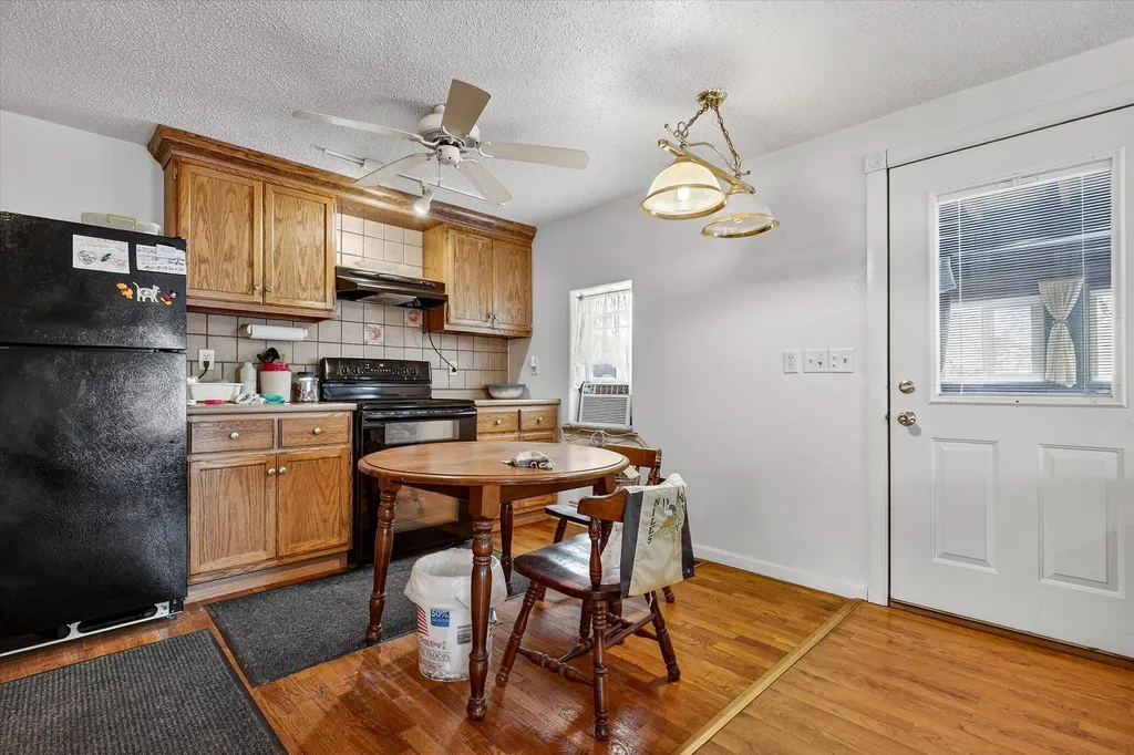 1008 Oak Street Niles City MI 49120