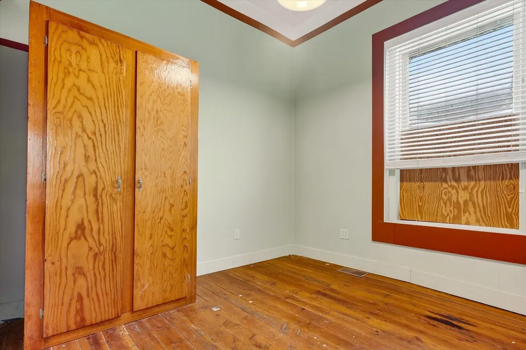 1008 Oak Street Niles City MI 49120