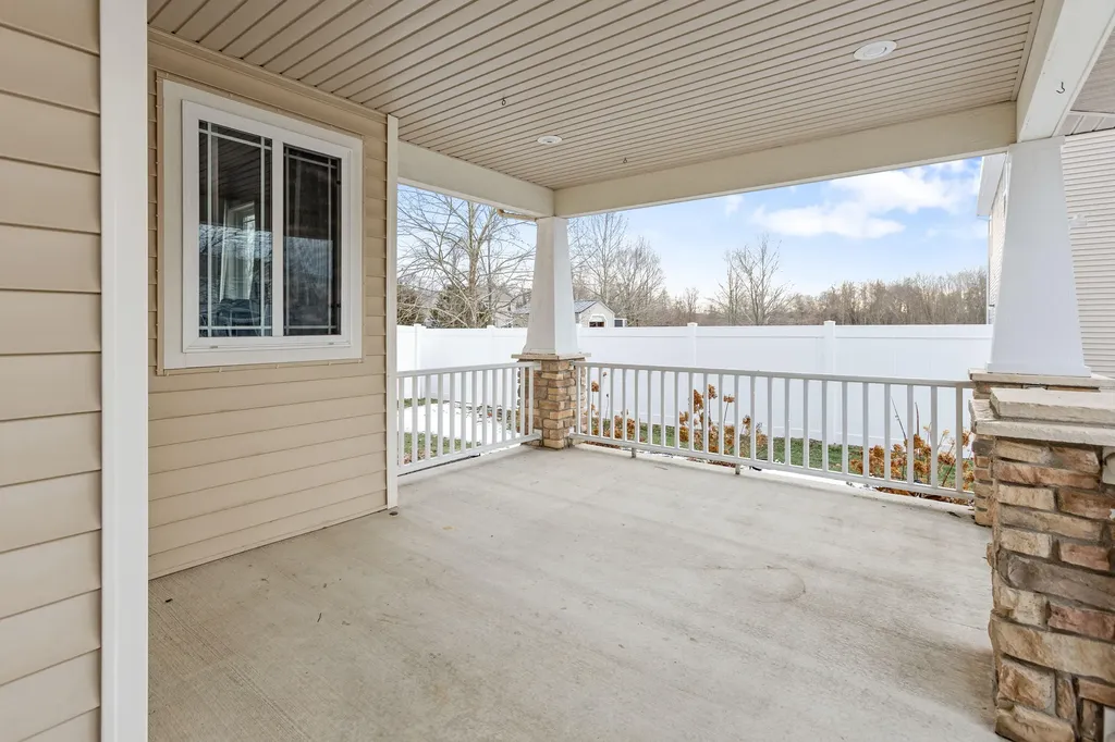 518 Dogwood Lane Watervliet City MI 49098
