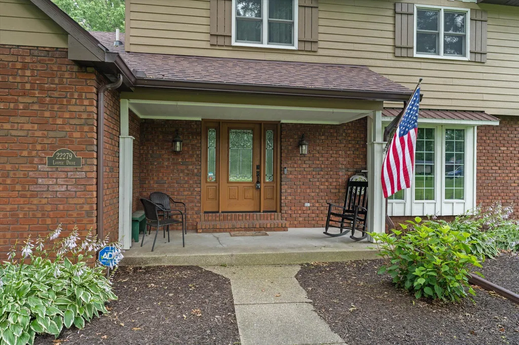 22279 Loupee Drive Lagrange Township MI 49031