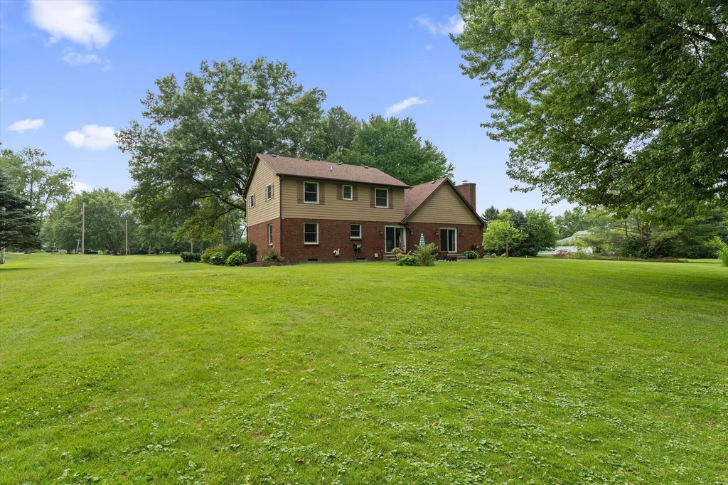 22279 Loupee Drive Lagrange Township MI 49031