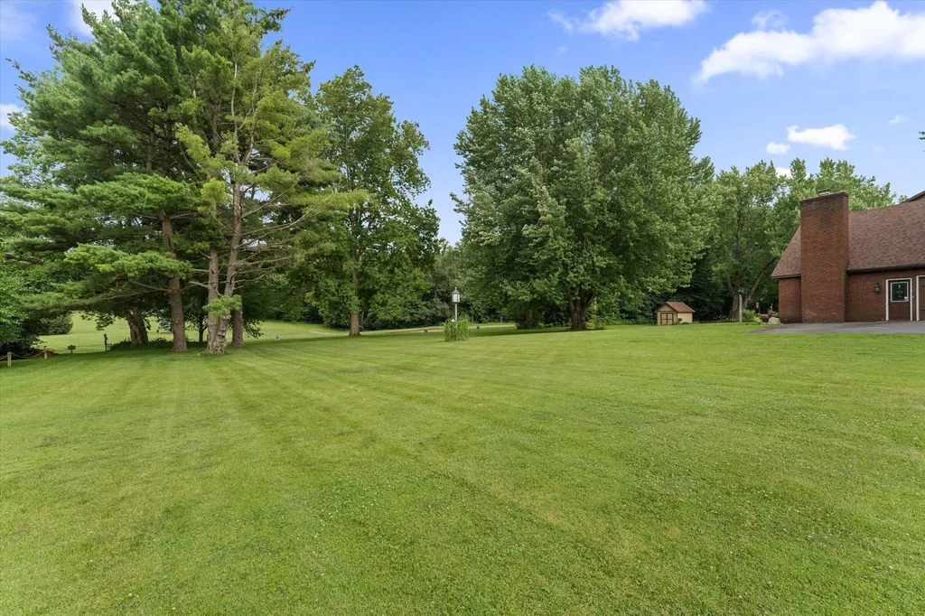 22279 Loupee Drive Lagrange Township MI 49031