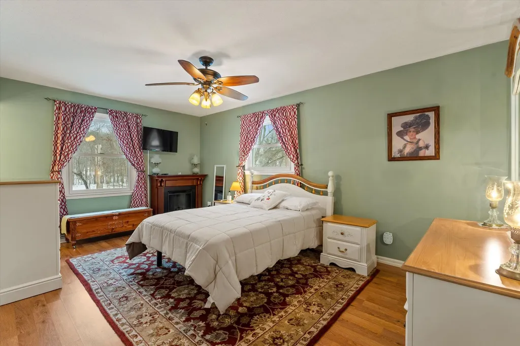 22279 Loupee Drive Lagrange Township MI 49031