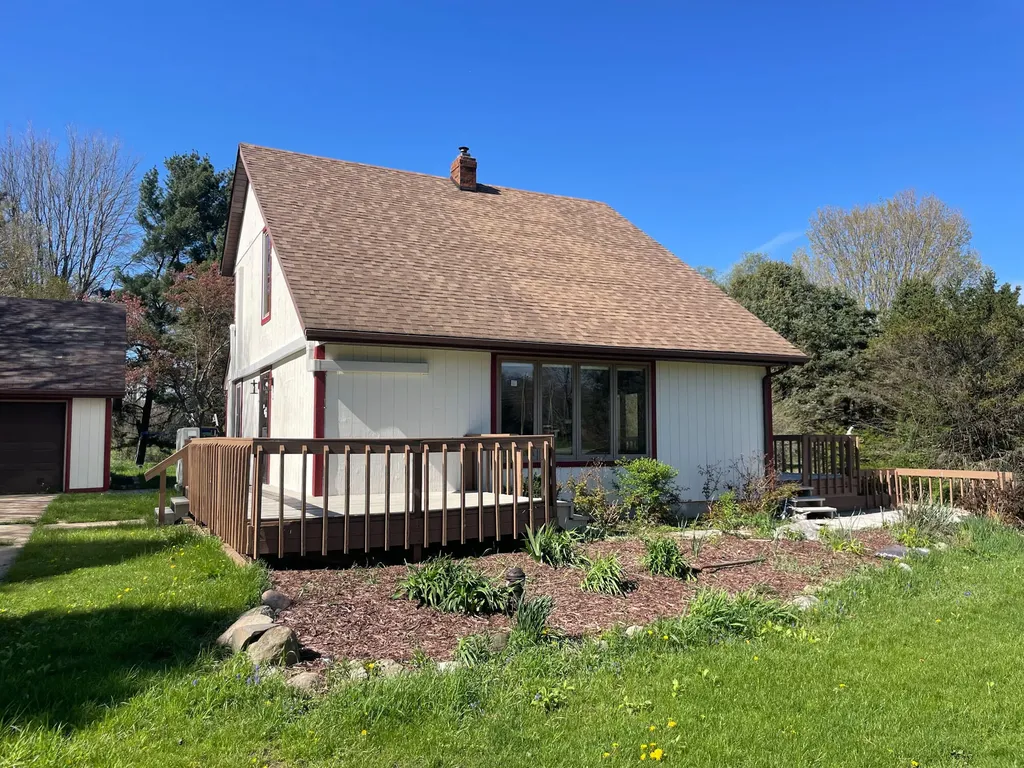 4995 U.s. Highway 12 Bertrand Township MI 49107