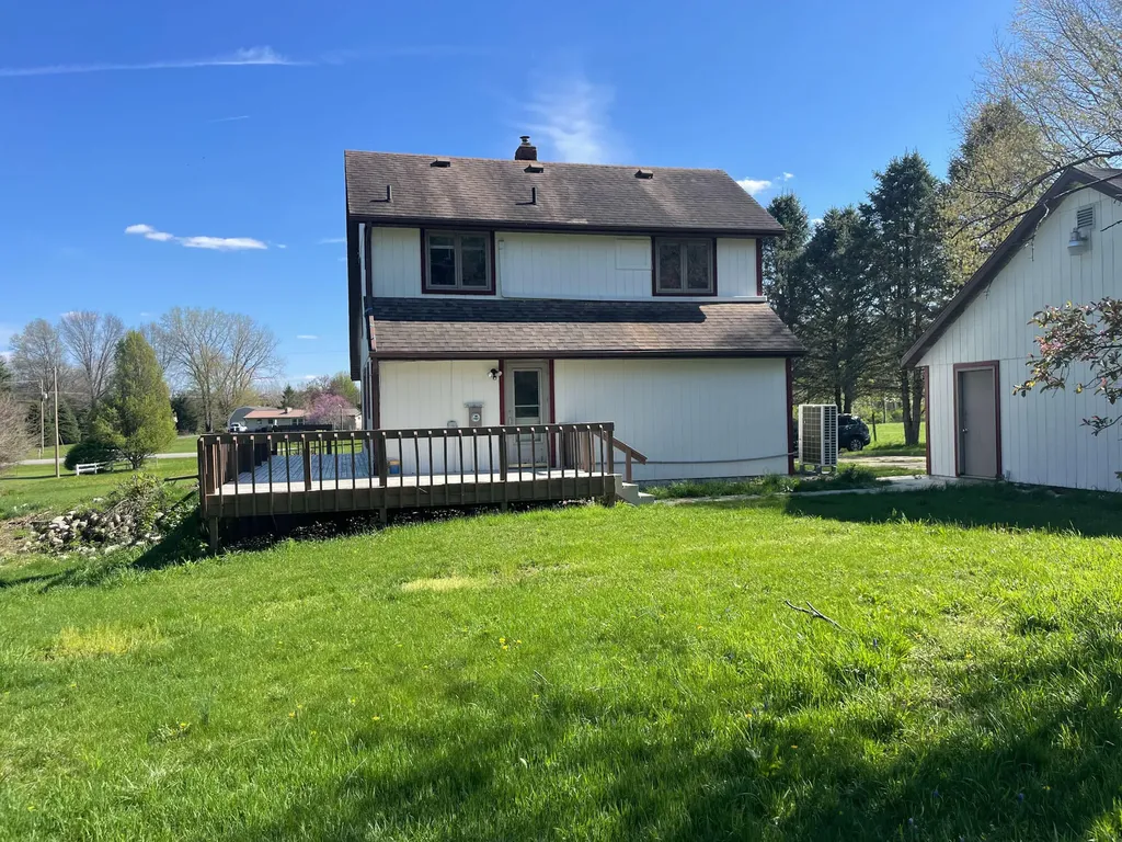 4995 U.s. Highway 12 Bertrand Township MI 49107