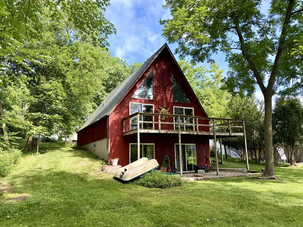 45601 Peninsula Drive E Bloomingdale Township MI 49056