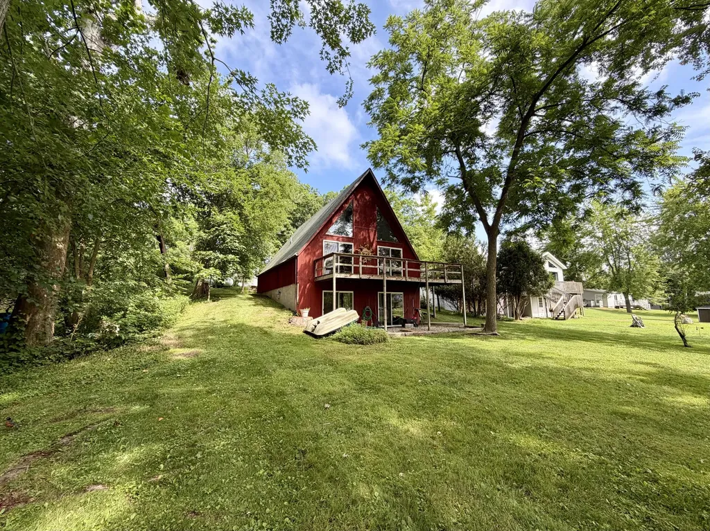 45601 Peninsula Drive E Bloomingdale Township MI 49056