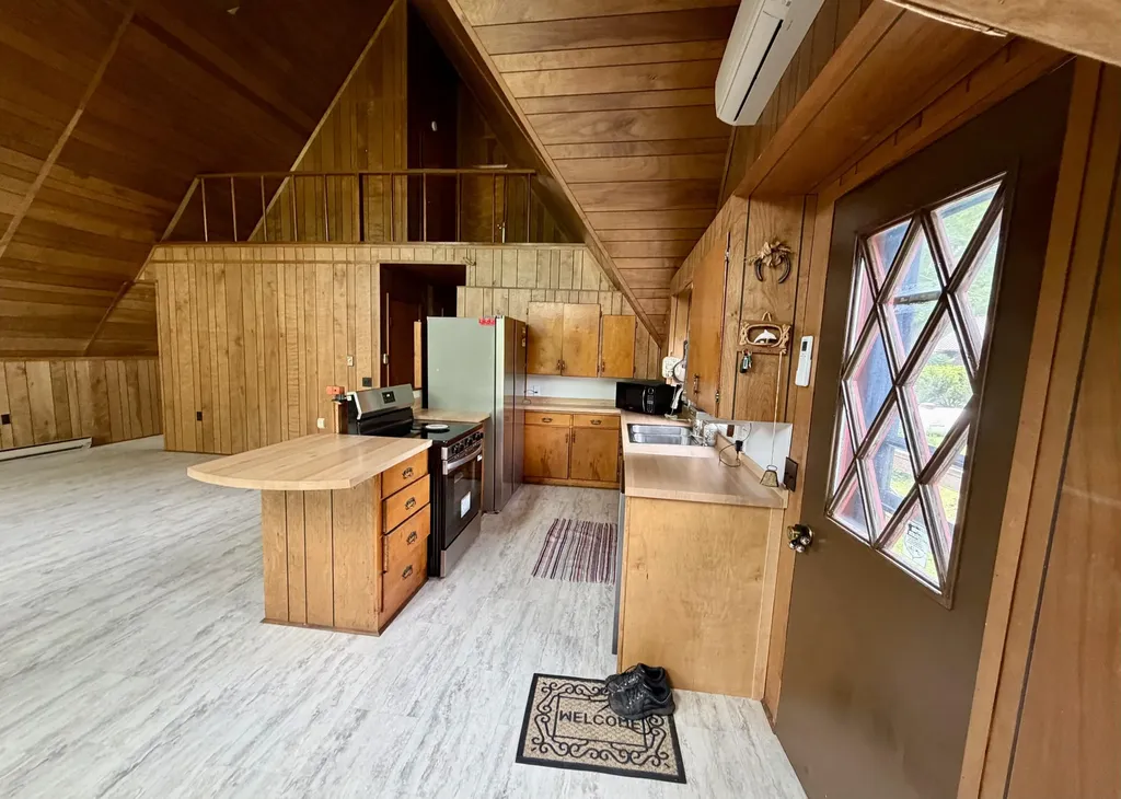45601 Peninsula Drive E Bloomingdale Township MI 49056