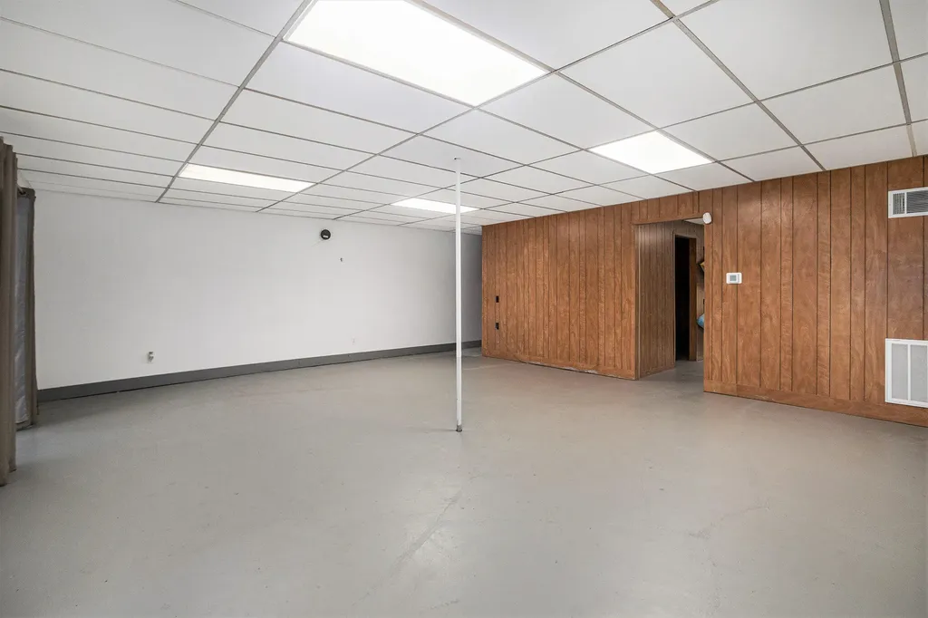 45601 Peninsula Drive E Bloomingdale Township MI 49056
