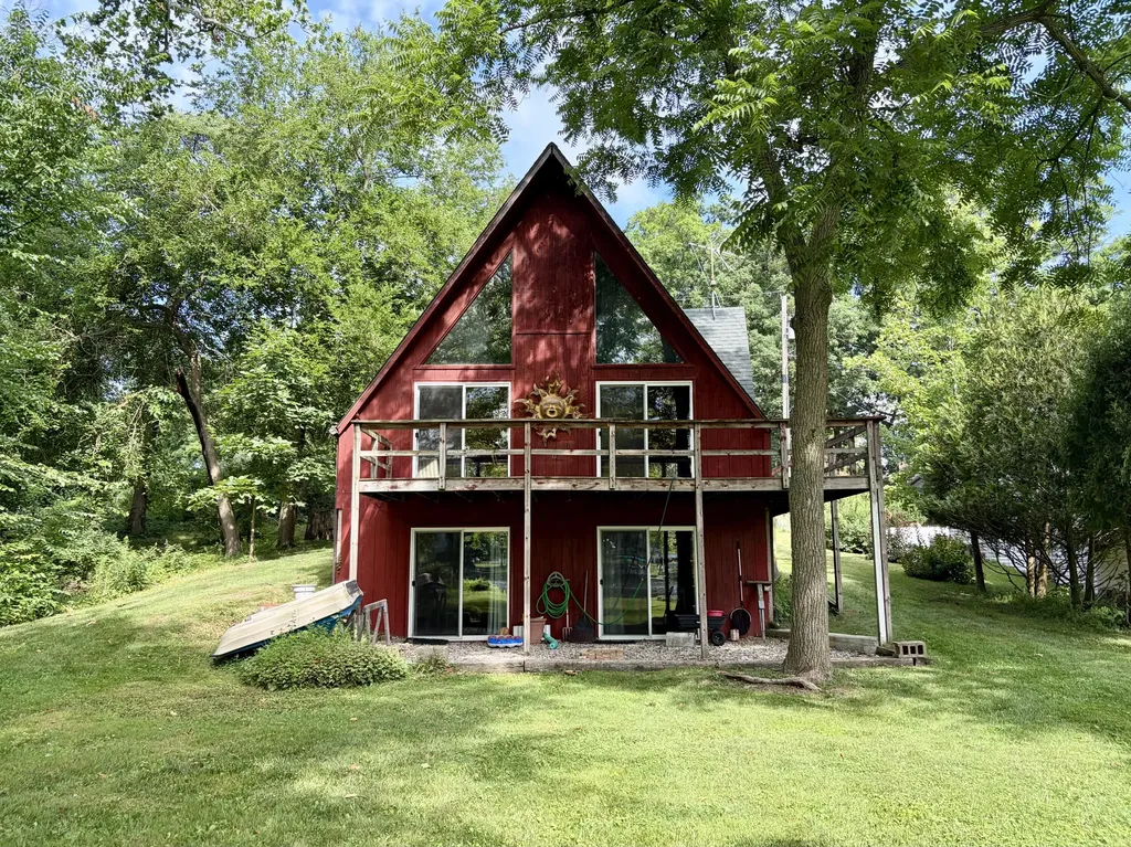 45601 Peninsula Drive E Bloomingdale Township MI 49056