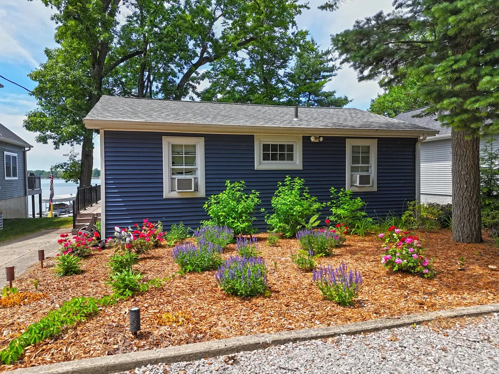 30812 Polk Road Silver Creek Township MI 49047