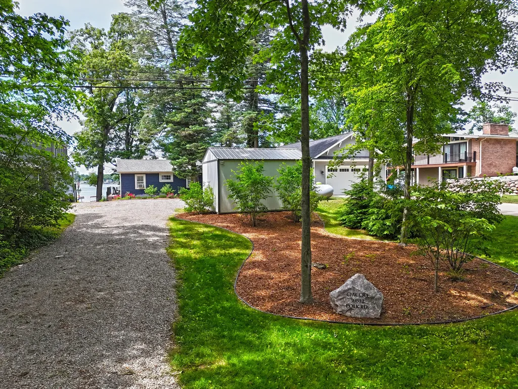 30812 Polk Road Silver Creek Township MI 49047