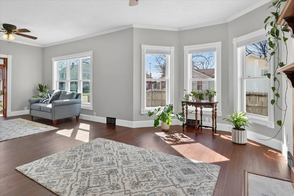 9 E Beech Street Three Oaks Village MI 49128
