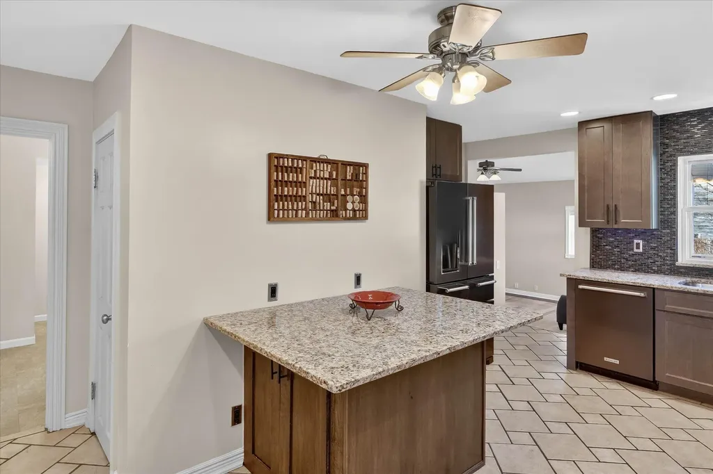 9 E Beech Street Three Oaks Village MI 49128