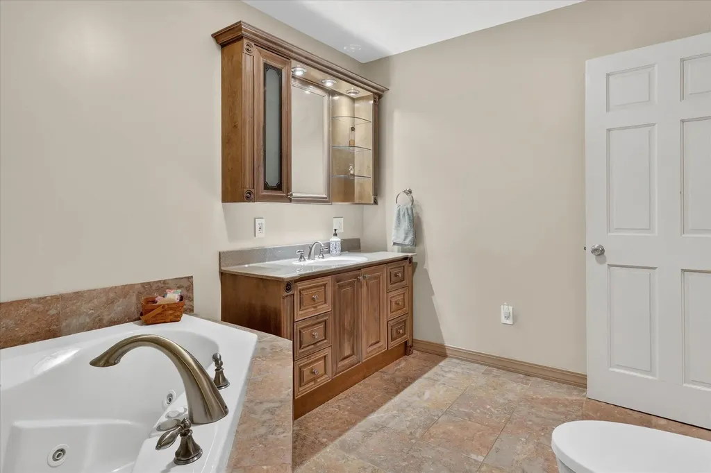9 E Beech Street Three Oaks Village MI 49128