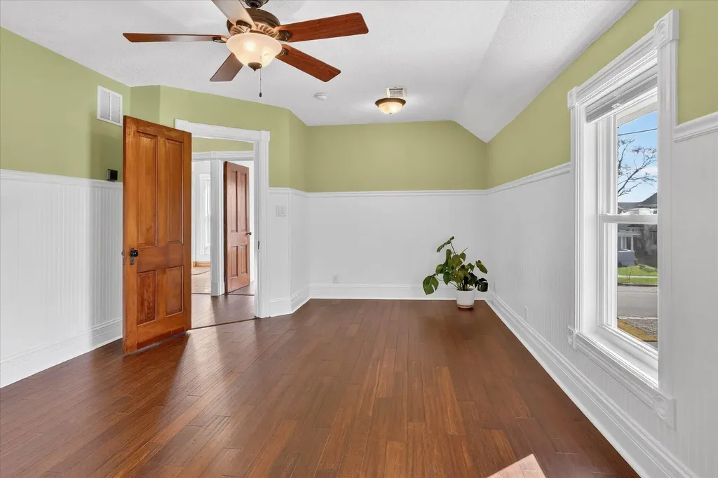 9 E Beech Street Three Oaks Village MI 49128