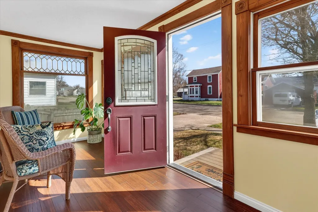 9 E Beech Street Three Oaks Village MI 49128