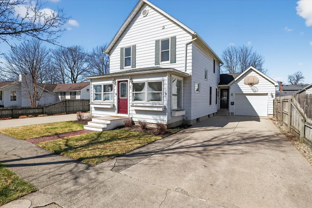 9 E Beech Street Three Oaks Village MI 49128