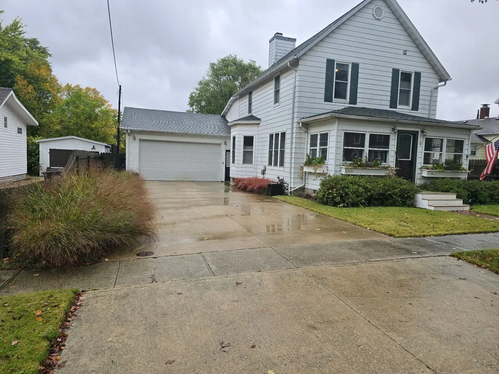 9 E Beech Street Three Oaks Village MI 49128