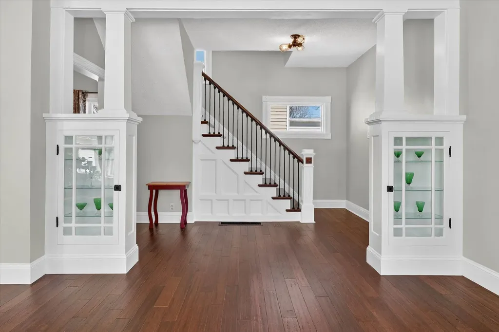 9 E Beech Street Three Oaks Village MI 49128